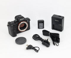 Sony Alpha A7 III – SKU: 882453