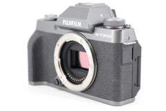 Fujifilm X-T200