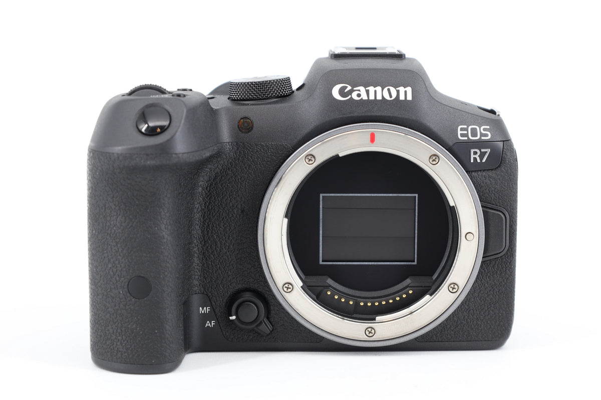 Canon EOS R7