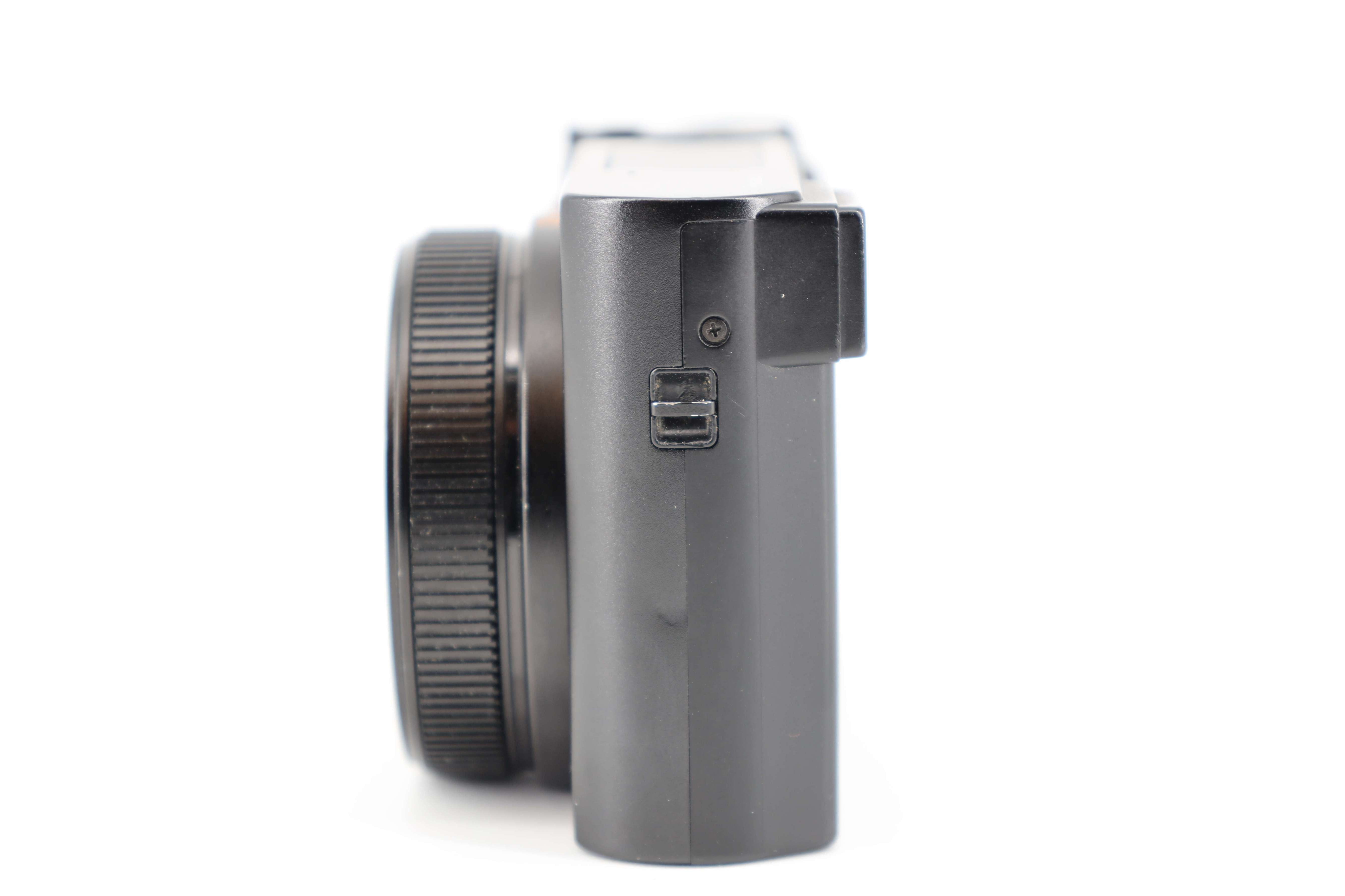 Panasonic Lumix DMC-TZ200