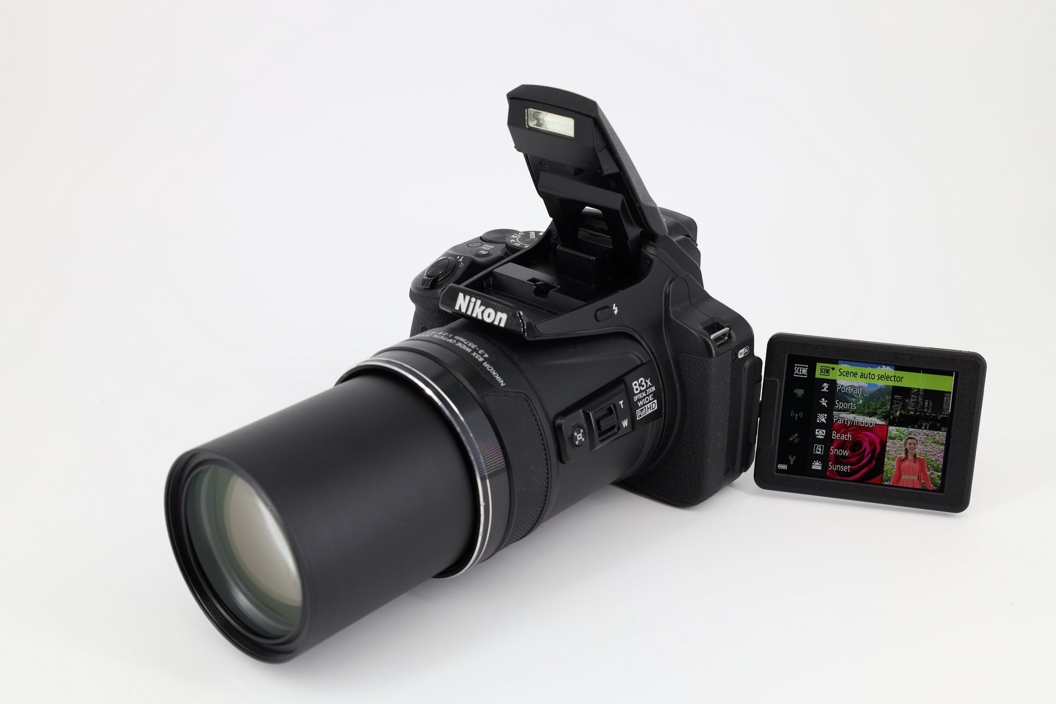 Nikon Coolpix P900
