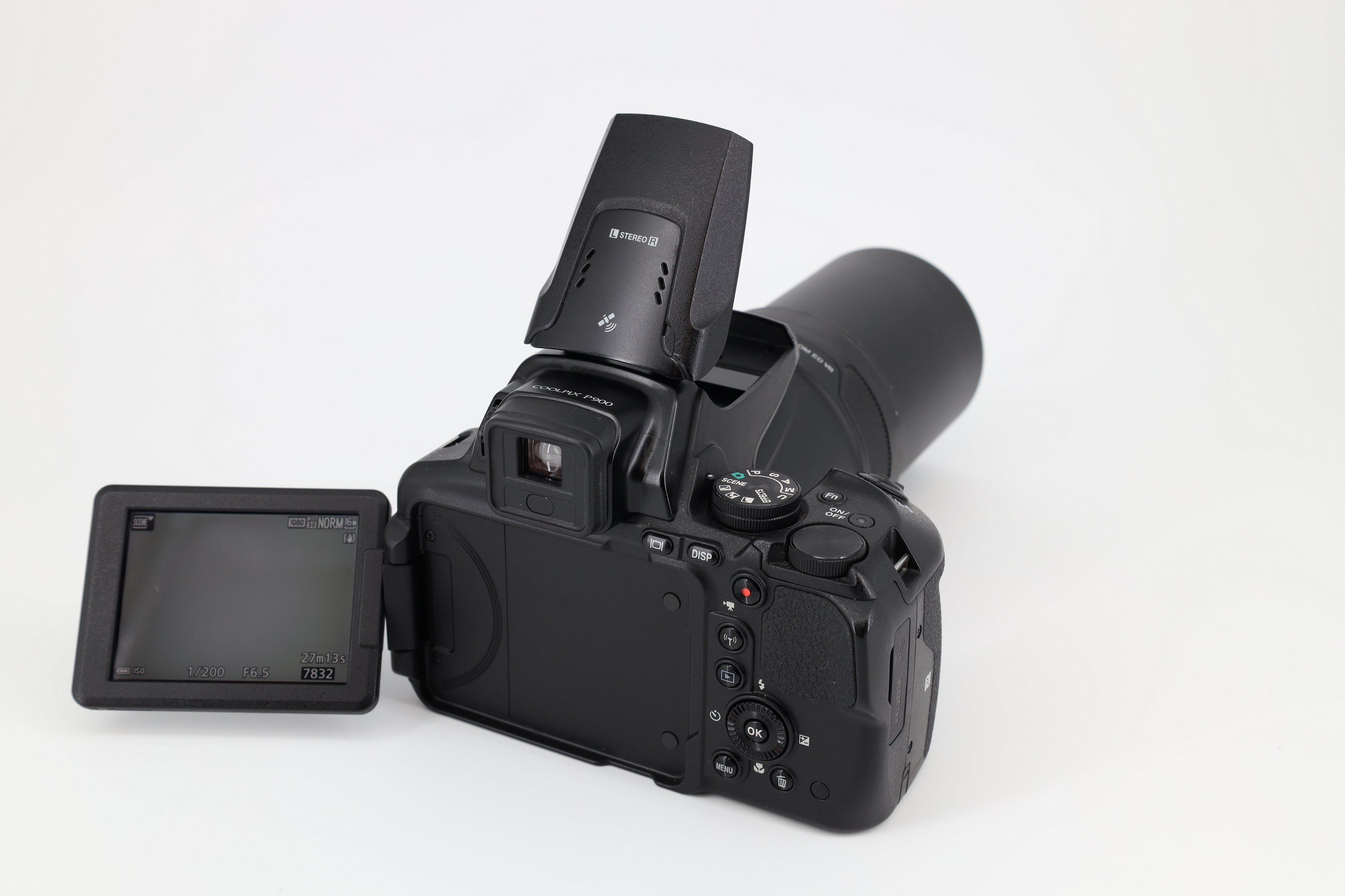 Nikon Coolpix P900