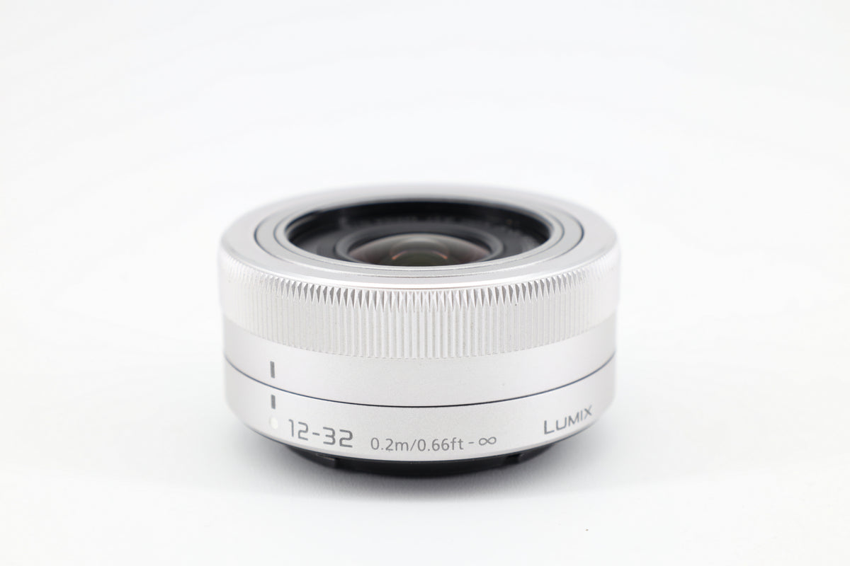 Panasonic Lumix G Vario 12-32mm f/3.5-5.6 ASPH Mega O.I.S.