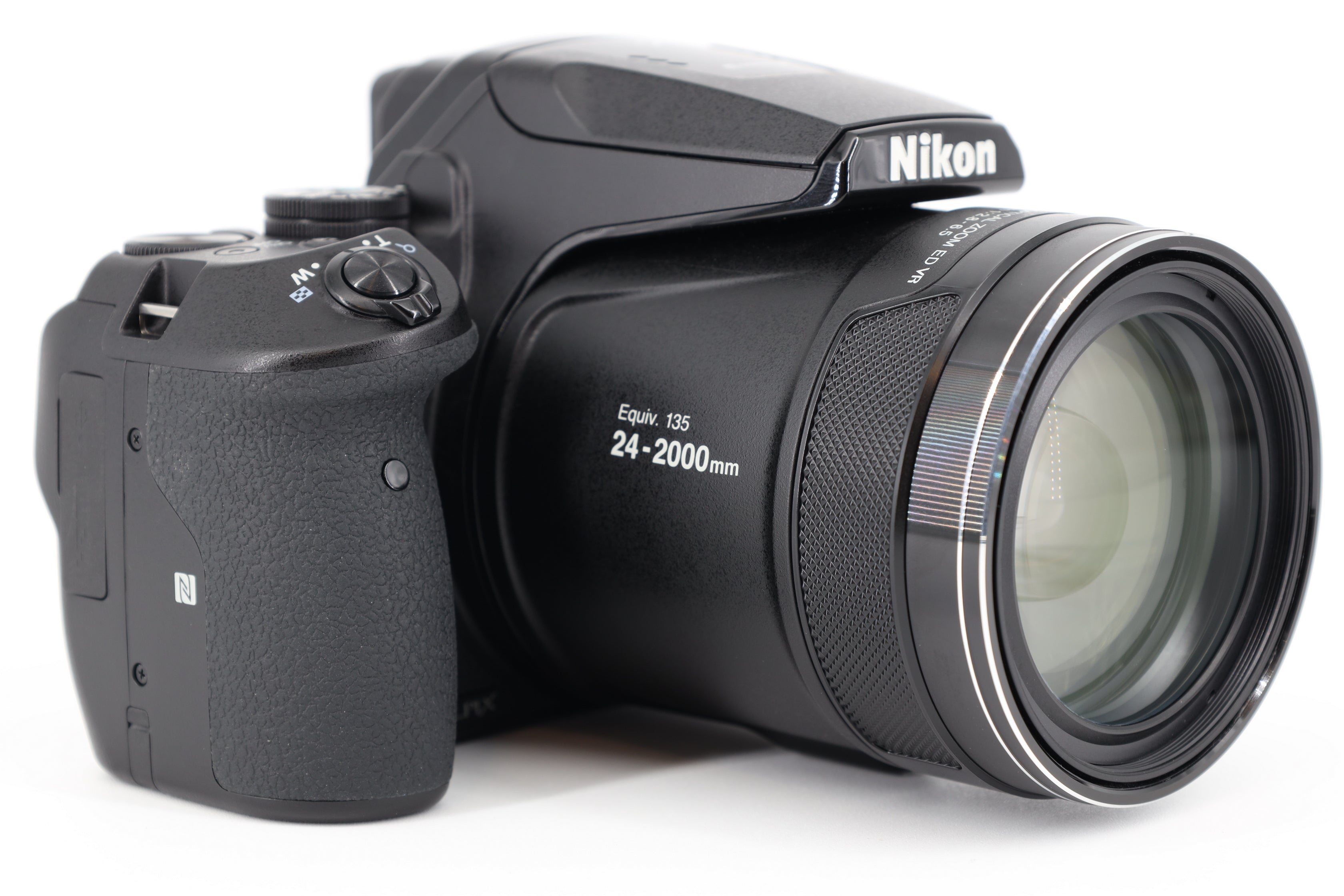 Nikon Coolpix P900