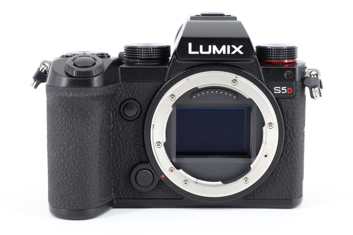 Panasonic Lumix DC-S5D