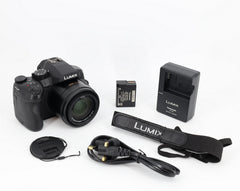 Panasonic Lumix DMC-FZ330