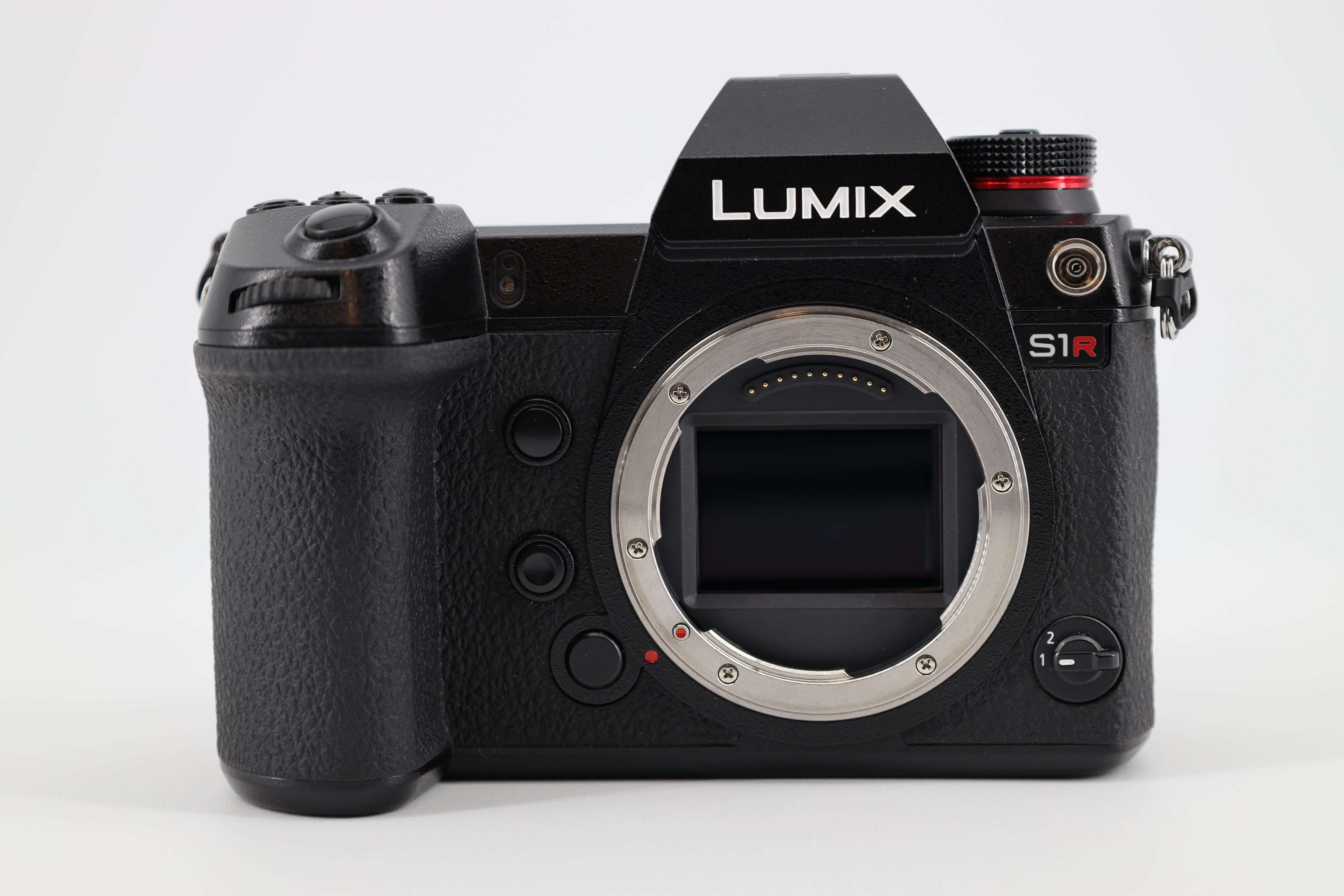 Panasonic Lumix DC-S1R