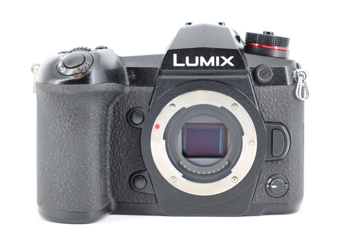 Panasonic Lumix DC-G9