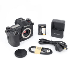 Panasonic Lumix DC-G9